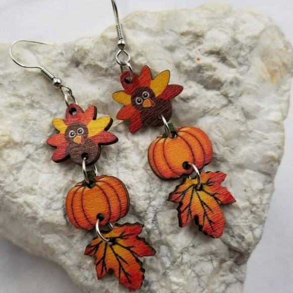 The Pretty Jewellery Jewelry - Turkey Pumpkin Maple Leaf Fall Wood Dangle Earrings